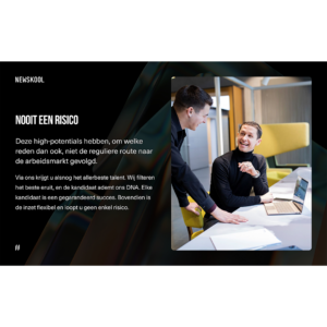 Een donkere pagina met de kop nooit een risico, en een foto van twee mensen in gesprek.